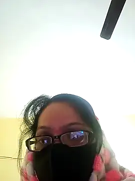 Snapshot of heenage chatting on December 14, 2024, 4:01 am heenage online show from December 14, 2024, 4:01 am