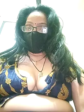 Snapshot of heenage chatting on February 8, 2025, 8:31 am heenage online show from February 8, 2025, 8:31 am