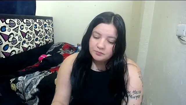 shopyymessyy online show from April 22, 2026, 6:09 pm