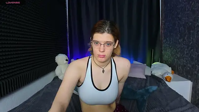 KIKI Krash online show from February 4, 2025, 10:10 am