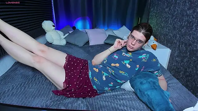 KIKI Krash online show from February 11, 2025, 4:46 pm