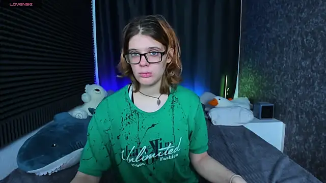 KIKI Krash online show from March 13, 2025, 11:51 am