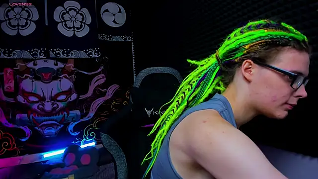 KIKI Krash online show from September 21, 2025, 10:06 am