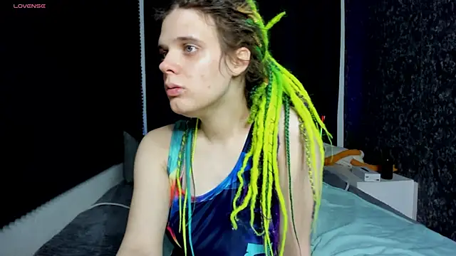 KIKI Krash online show from January 10, 2026, 11:01 am