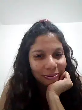 Snapshot of Carliina_Soussa chatting on January 11, 2025, 10:18 pm Carliina Soussa online show from January 11, 2025, 10:18 pm