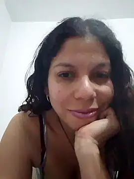 Snapshot of Carliina_Soussa chatting on January 15, 2025, 9:51 pm Carliina Soussa online show from January 15, 2025, 9:51 pm
