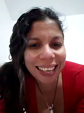 Snapshot of Carliina_Soussa chatting on January 19, 2025, 1:43 am Carliina Soussa online show from January 19, 2025, 1:43 am