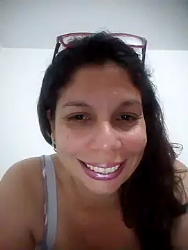 Snapshot of Carliina_Soussa chatting on January 25, 2025, 9:25 pm Carliina Soussa online show from January 25, 2025, 9:25 pm