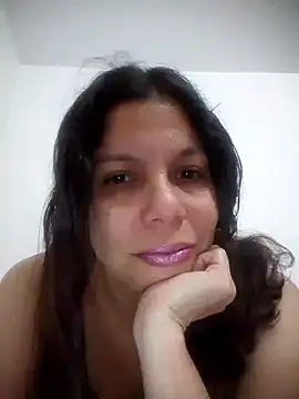 Snapshot of Carliina_Soussa chatting on January 27, 2025, 7:56 pm Carliina Soussa online show from January 27, 2025, 7:56 pm