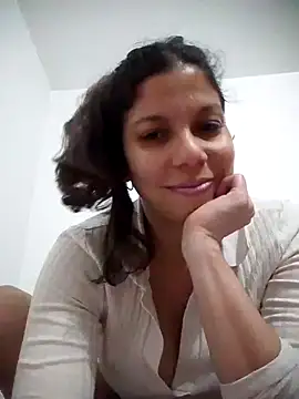 Snapshot of Carliina_Soussa chatting on February 1, 2025, 9:08 pm Carliina Soussa online show from February 1, 2025, 9:08 pm