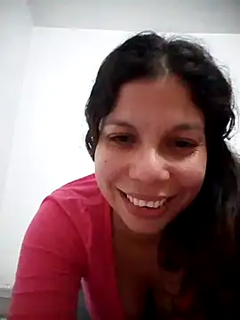 Snapshot of Carliina_Soussa chatting on February 3, 2025, 1:30 am Carliina Soussa online show from February 3, 2025, 1:30 am