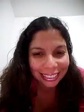 Snapshot of Carliina_Soussa chatting on February 5, 2025, 10:12 pm Carliina Soussa online show from February 5, 2025, 10:12 pm