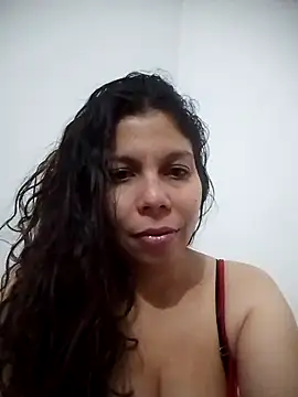 Snapshot of Carliina_Soussa chatting on February 13, 2025, 1:19 am Carliina Soussa online show from February 13, 2025, 1:19 am