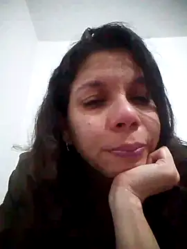 Snapshot of Carliina_Soussa chatting on February 13, 2025, 4:22 am Carliina Soussa online show from February 13, 2025, 4:22 am