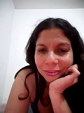 Snapshot of Carliina_Soussa chatting on February 18, 2025, 1:43 am Carliina Soussa online show from February 18, 2025, 1:43 am