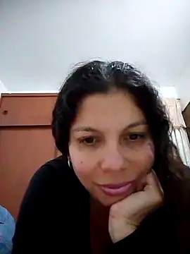 Snapshot of Carliina_Soussa chatting on February 24, 2025, 11:30 pm Carliina Soussa online show from February 24, 2025, 11:30 pm
