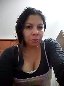 Snapshot of Carliina_Soussa chatting on March 2, 2025, 11:20 pm Carliina Soussa online show from March 2, 2025, 11:20 pm