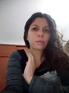 Snapshot of Carliina_Soussa chatting on March 18, 2025, 10:04 pm Carliina Soussa online show from March 18, 2025, 10:04 pm