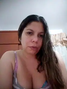 Snapshot of Carliina_Soussa chatting on September 30, 2025, 11:21 pm Carliina Soussa online show from September 30, 2025, 11:21 pm