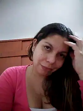 Snapshot of Carliina_Soussa chatting on October 5, 2025, 1:48 am Carliina Soussa online show from October 5, 2025, 1:48 am