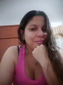 Snapshot of Carliina_Soussa chatting on October 7, 2025, 11:35 pm Carliina Soussa online show from October 7, 2025, 11:35 pm