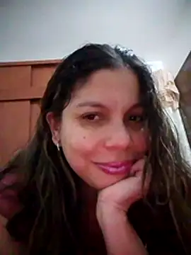 Snapshot of Carliina_Soussa chatting on October 17, 2025, 11:07 pm Carliina Soussa online show from October 17, 2025, 11:07 pm