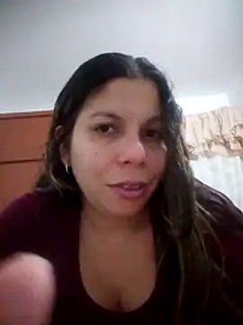 Snapshot of Carliina_Soussa chatting on October 18, 2025, 11:16 pm Carliina Soussa online show from October 18, 2025, 11:16 pm