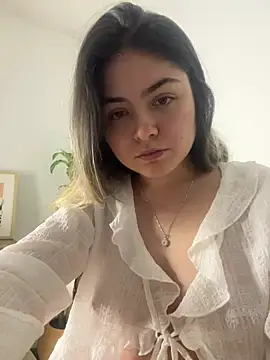 Lau Bee online show from January 17, 2025, 3:12 am