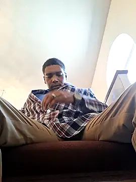 Snapshot of bigboytoy912 chatting on June 21, 2026, 3:58 pm bigboytoy912 online show from June 21, 2026, 3:58 pm