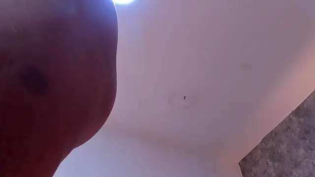 laura smith33 online show from March 18, 2025, 6:37 pm