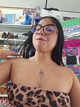 Katia sweetx online show from April 19, 2026, 2:38 pm