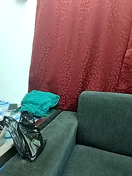 Cute Kritika online show from November 19, 2025, 4:23 am