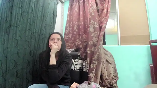 Nathaly love96 online show from March 12, 2026, 7:09 pm