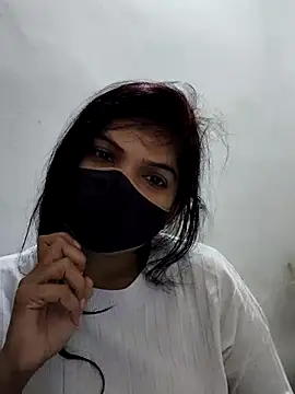Snapshot of illay_love chatting on February 18, 2025, 7:21 am illay love online show from February 18, 2025, 7:21 am