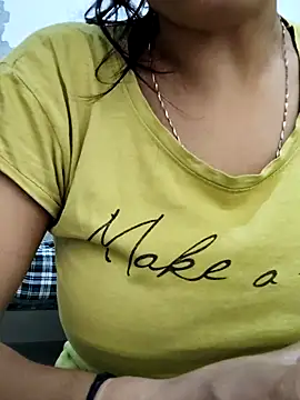 Snapshot of illay_love chatting on March 4, 2025, 6:47 am illay love online show from March 4, 2025, 6:47 am