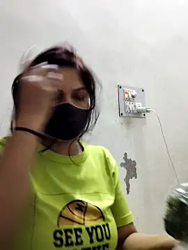 Snapshot of illay_love chatting on March 9, 2025, 2:21 pm illay love online show from March 9, 2025, 2:21 pm