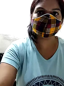 Snapshot of illay_love chatting on October 10, 2025, 1:54 pm illay love online show from October 10, 2025, 1:54 pm