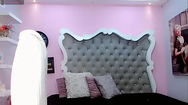 Sophia-Isabella online show from January 20, 2025, 11:10 pm