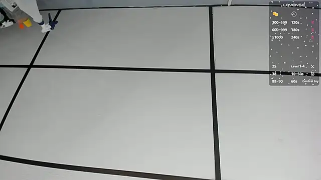 Sophia Lemos online show from September 10, 2025, 1:11 pm