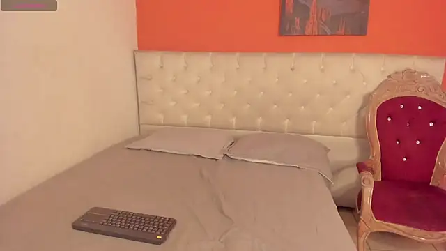 tachala  online show from October 15, 2025, 2:55 am