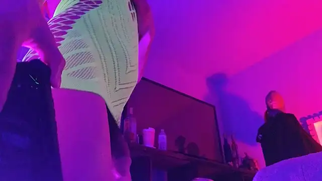 Sandrasaa online show from February 4, 2025, 10:21 am