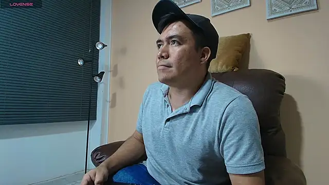 Jhonatan Morales S online show from March 9, 2025, 2:39 am