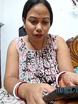 Snapshot of DREAM_GIRL-30 chatting on March 6, 2025, 1:48 am DREAM GIRL-30 online show from March 6, 2025, 1:48 am