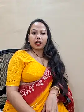 DREAM GIRL-30 online show from February 15, 2026, 6:04 pm