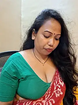 Snapshot of DREAM_GIRL-30 chatting on June 13, 2026, 5:00 pm DREAM GIRL-30 online show from June 13, 2026, 5:00 pm
