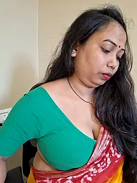 Snapshot of DREAM_GIRL-30 chatting on July 18, 2026, 5:55 am DREAM GIRL-30 online show from July 18, 2026, 5:55 am