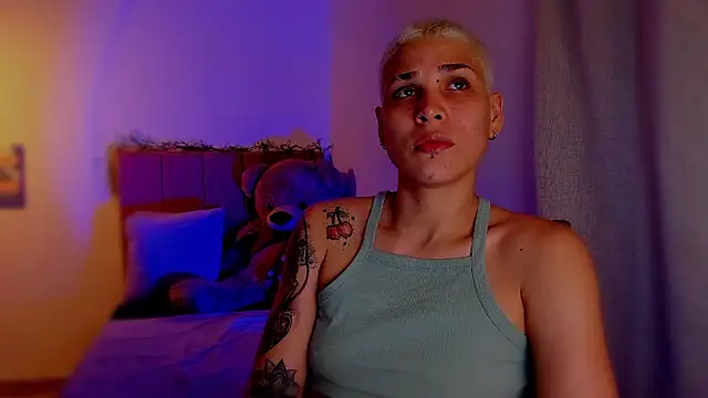 Charlee pink online show from March 5, 2026, 4:41 am