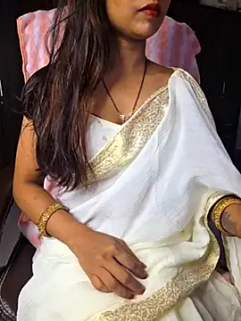 Cute-Tara online show from March 9, 2025, 9:57 am