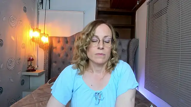 Snapshot of SammySanders chatting on January 30, 2025, 11:13 pm SammySanders online show from January 30, 2025, 11:13 pm