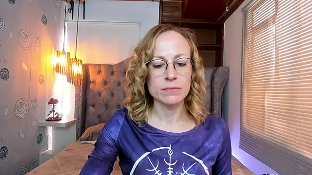 Snapshot of SammySanders chatting on February 4, 2025, 4:08 pm SammySanders online show from February 4, 2025, 4:08 pm